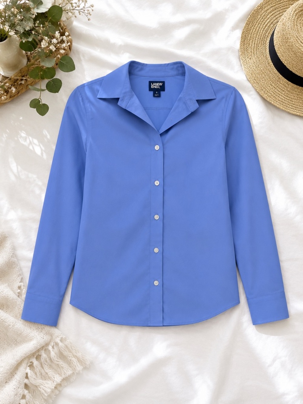 Lands’ End No Iron Broadcloth 100% Cotton Button Front Shirt Size 6 Blue